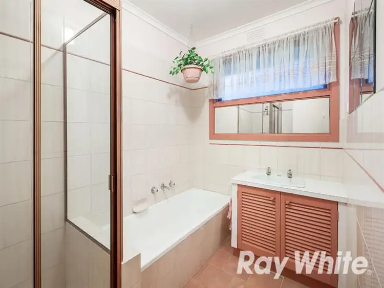 Seventh view of Homely house listing, 5 Orbost Court, Vermont VIC 3133