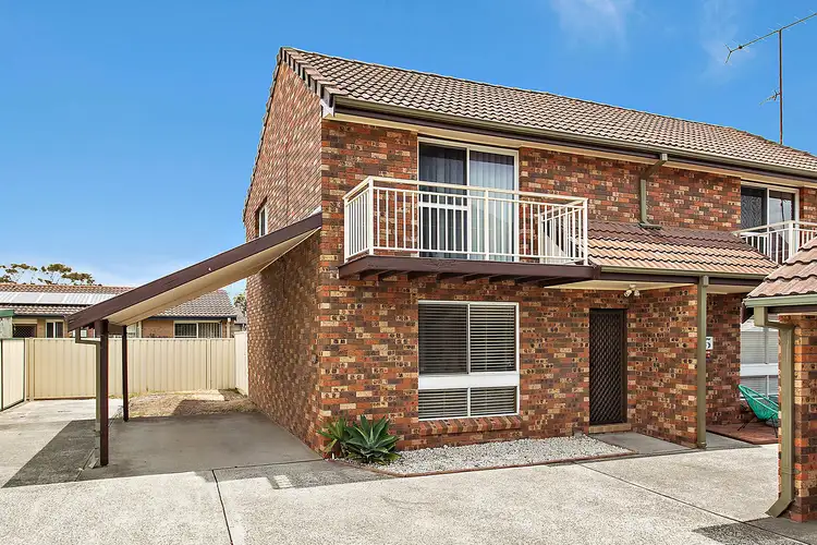 Second view of Homely townhouse listing, 4/54 Peterborough Avenue, Lake Illawarra NSW 2528
