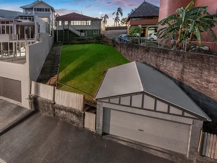 Second view of Homely house listing, 339 GREGORY Terrace, Spring Hill QLD 4000