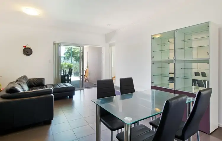 Third view of Homely unit listing, 6/18-20 Rose Street, Southport QLD 4215