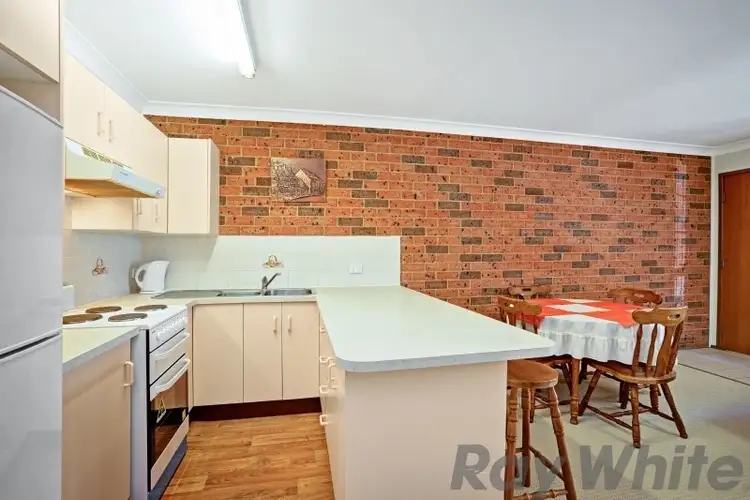 Third view of Homely house listing, 2/52 Waterbush Crescent, Woodberry NSW 2322