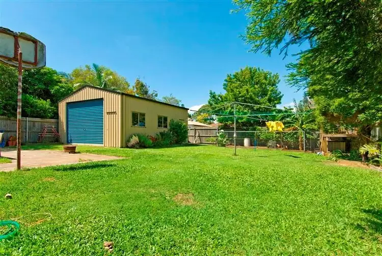 Second view of Homely house listing, 8 Wunulla Street, Thorneside QLD 4158