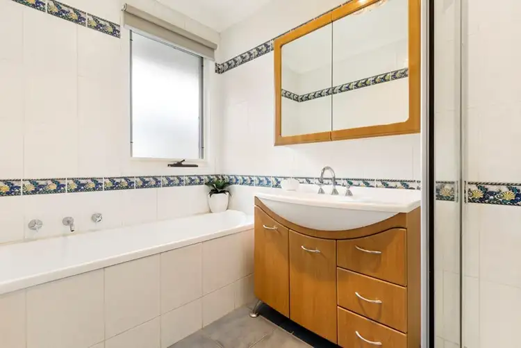 Seventh view of Homely house listing, 4 Telopea Court, Oakleigh South VIC 3167