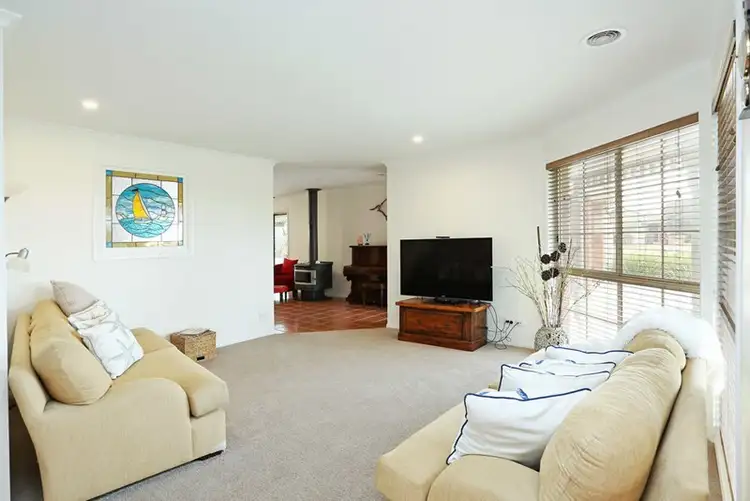 Fourth view of Homely house listing, 2 Lipson Drive, Lara VIC 3212