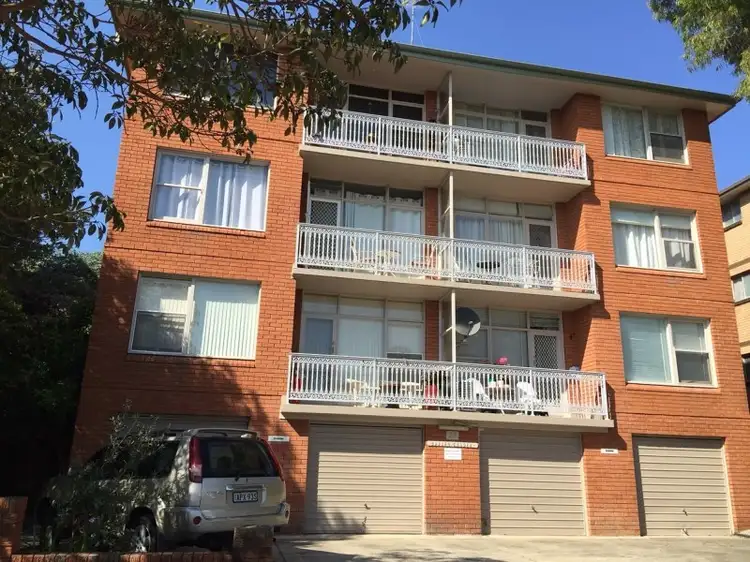 27 Baxter Avenue