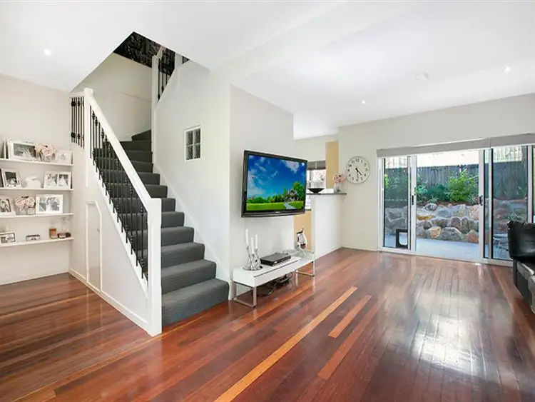 Third view of Homely unit listing, 2/116 Gailey Road, St Lucia QLD 4067