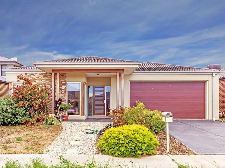 8 Willowherb Way, Point Cook VIC 3030