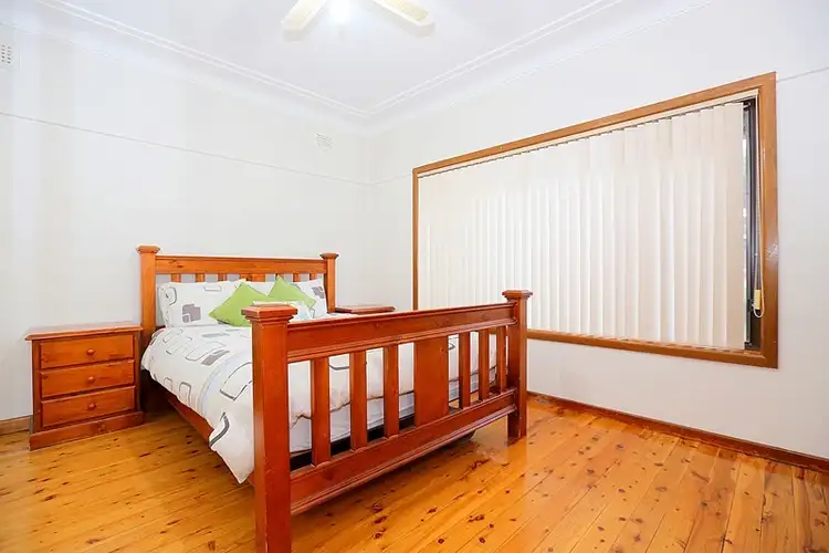 Seventh view of Homely house listing, 25 Johnston Road, Bass Hill NSW 2197
