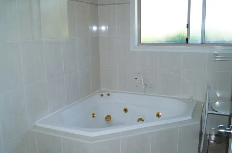 Fifth view of Homely house listing, 40 Roselawn Drive, Orange NSW 2800