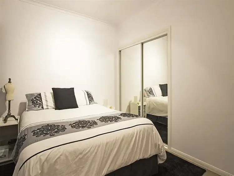 Seventh view of Homely house listing, 1/207 Nepean Street, Greensborough VIC 3088