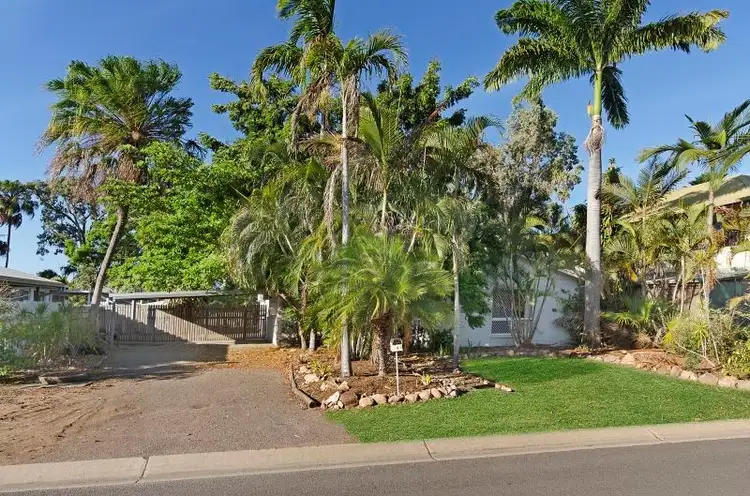 4 Sandalan Court, Bushland Beach QLD 4818