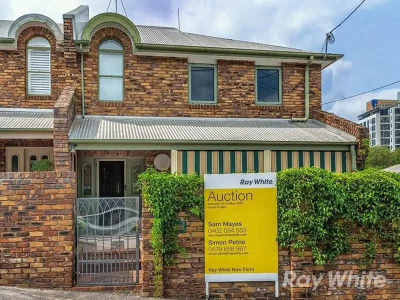 Main view of Homely house listing, 61 Torrington Street, Spring Hill QLD 4000