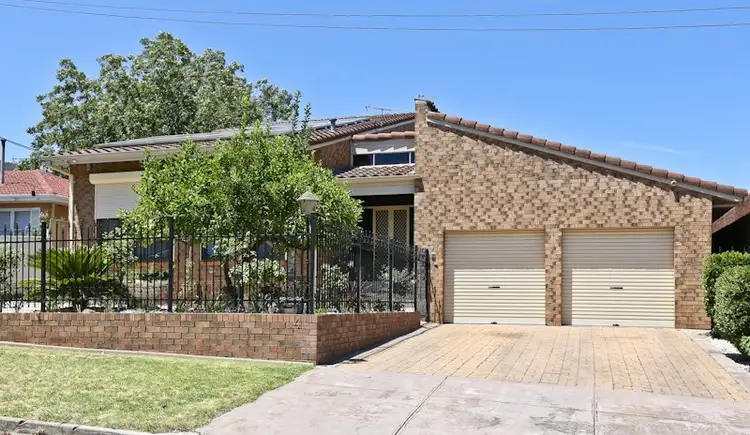 4 Launer Avenue, Rostrevor SA 5073