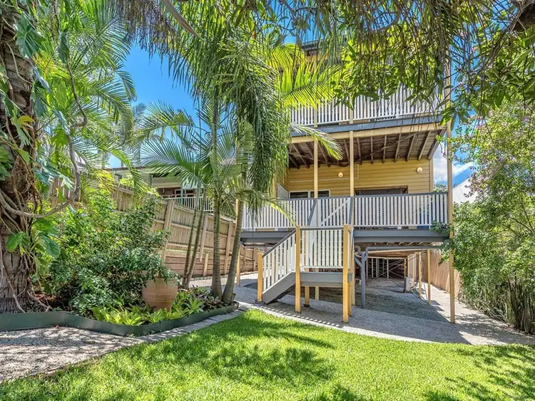 11 Burlington Street, East Brisbane QLD 4169