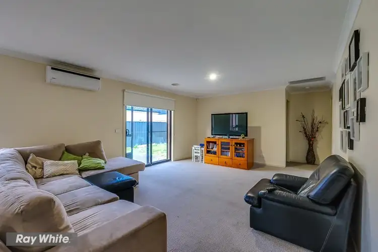 Sixth view of Homely house listing, 8 Berowa Street, Tarneit VIC 3029