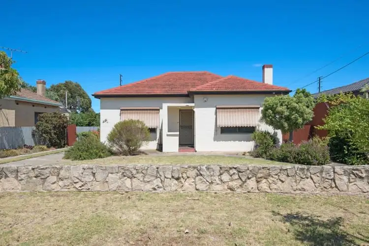 12 Selkirk Avenue, Seaton SA 5023
