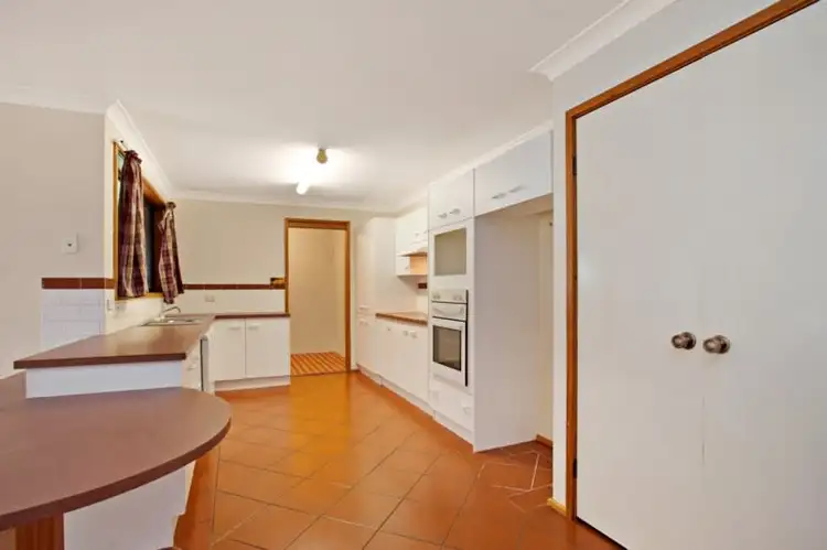 Second view of Homely house listing, 5 Evatt Place, Pelaw Main NSW 2327