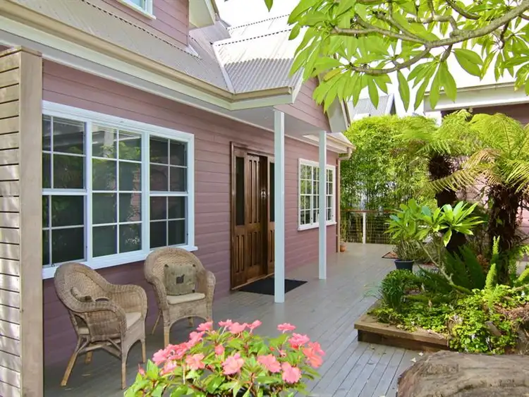 Second view of Homely house listing, 5 Lydred Street, Saratoga NSW 2251