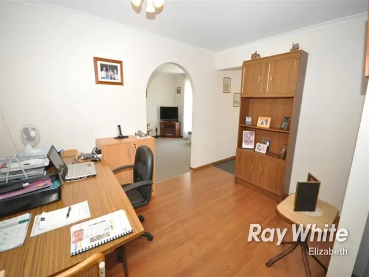 Sixth view of Homely house listing, 5 Oslo Court, Craigmore SA 5114