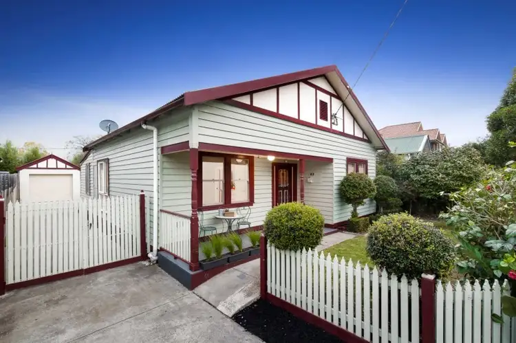 14 Mora Avenue, Oakleigh VIC 3166