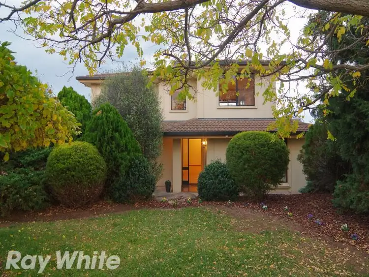12 Lepena Crescent, Hallett Cove SA 5158