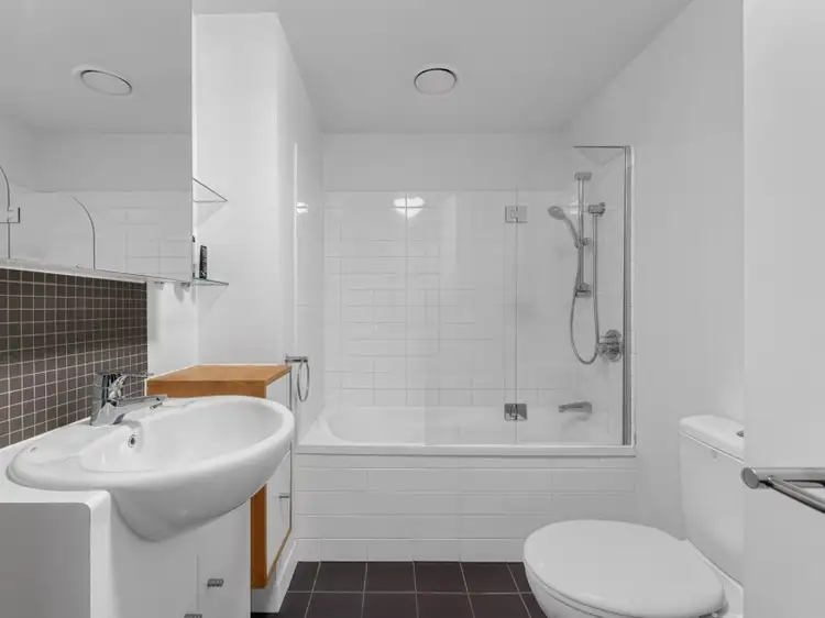 Seventh view of Homely apartment listing, 61/454 Upper Edward Street, Spring Hill QLD 4000