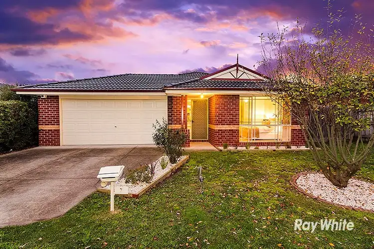 7 Taplan Crescent, Cranbourne West VIC 3977