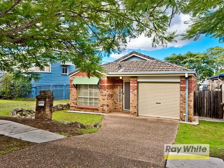 34 Tavistock Street, Oxley QLD 4075