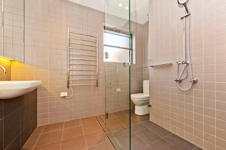 Sixth view of Homely apartment listing, 5/6 Challis Avenue, Potts Point NSW 2011