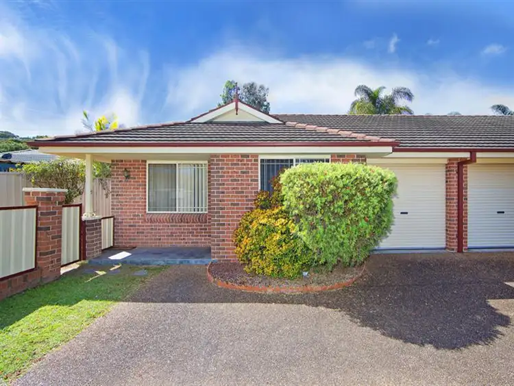 5/2 Finch Place, Bateau Bay NSW 2261