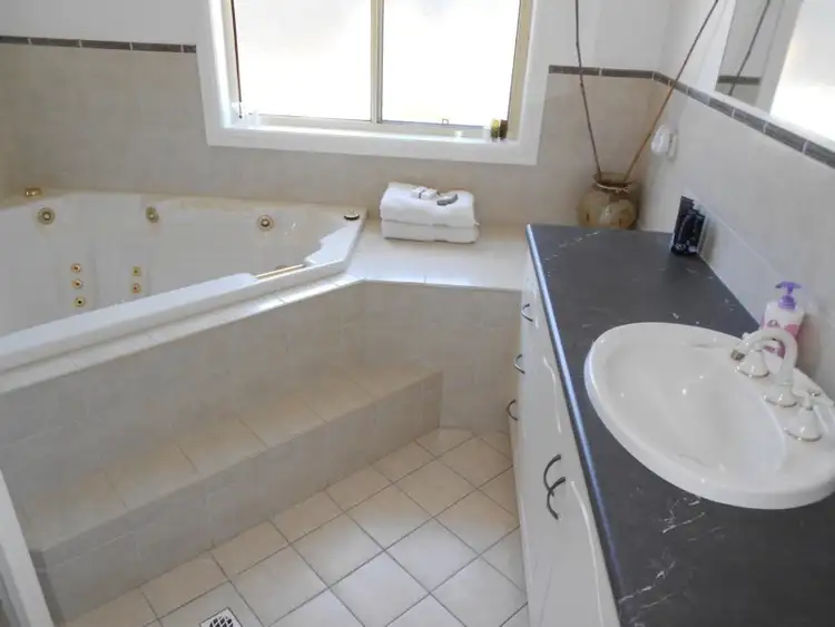 Fifth view of Homely house listing, 96 South Avenue, Bordertown SA 5268