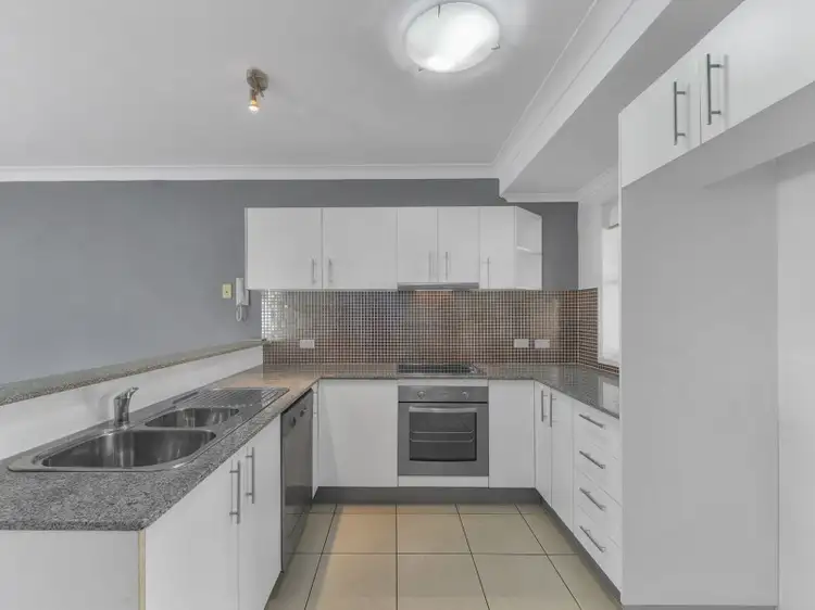 Fourth view of Homely apartment listing, 3/505 BOUNDARY Street, Spring Hill QLD 4000