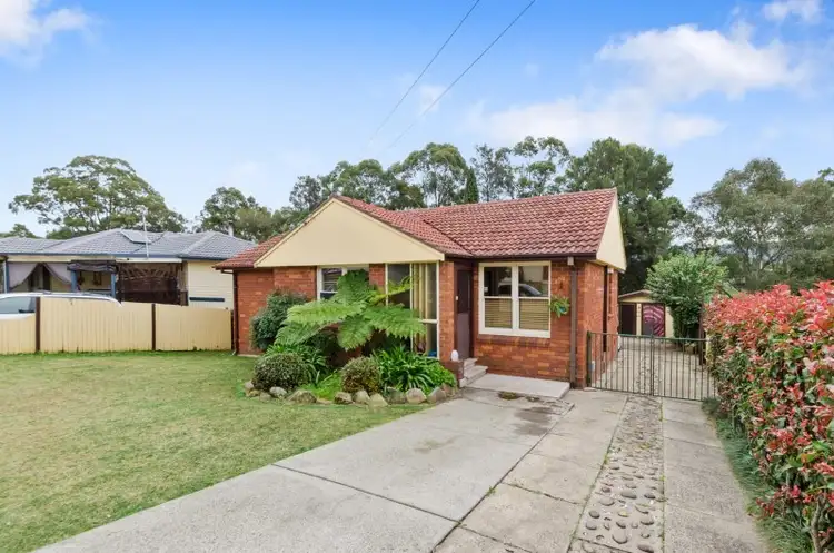 12 Exmouth Road, Kanahooka NSW 2530