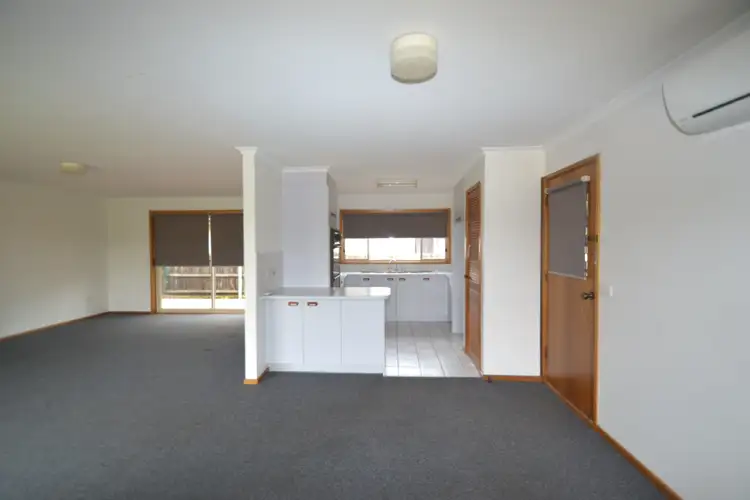 Fourth view of Homely block of units listing, 1,2,3 and 4/2 Parry Street, Seymour VIC 3660