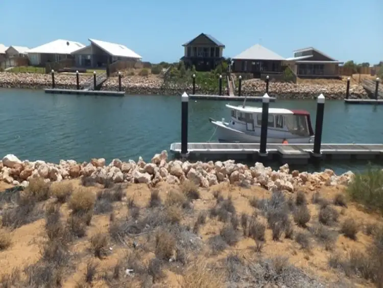 55 Yardi Quays, Carnarvon WA 6701