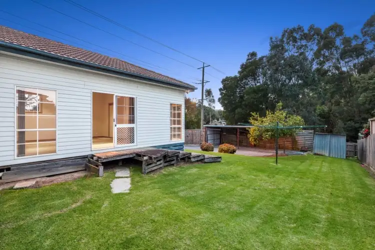 Fourth view of Homely house listing, 1 Therese Avenue, Mount Waverley VIC 3149