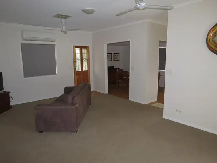 Fifth view of Homely house listing, 2 Michelle Place, Emerald QLD 4720