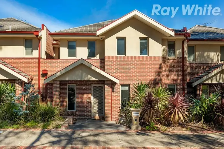 Main view of Homely townhouse listing, 2/8 Barlow Rise, Bundoora VIC 3083