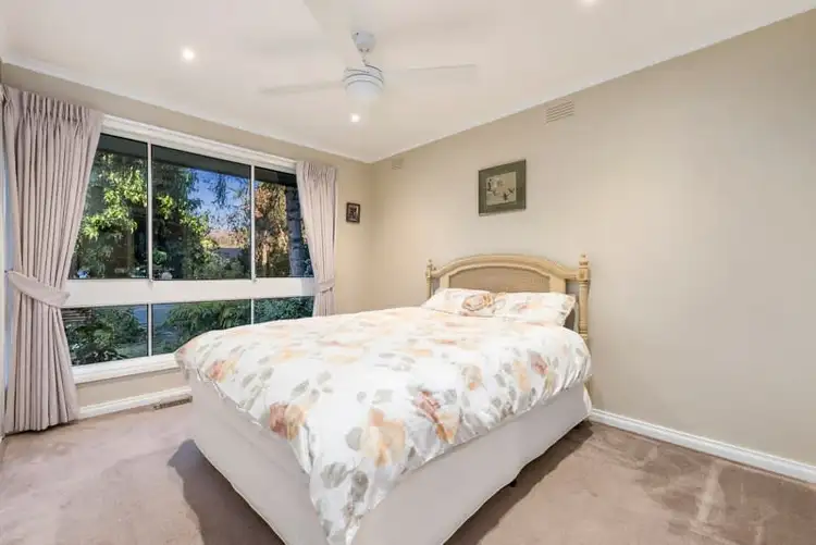 Sixth view of Homely unit listing, 14 PICCADILLY Court, Kilsyth VIC 3137