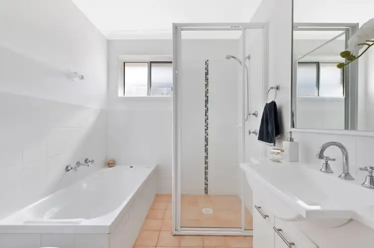 Seventh view of Homely house listing, 39 Shamrock Drive, Berkeley Vale NSW 2261