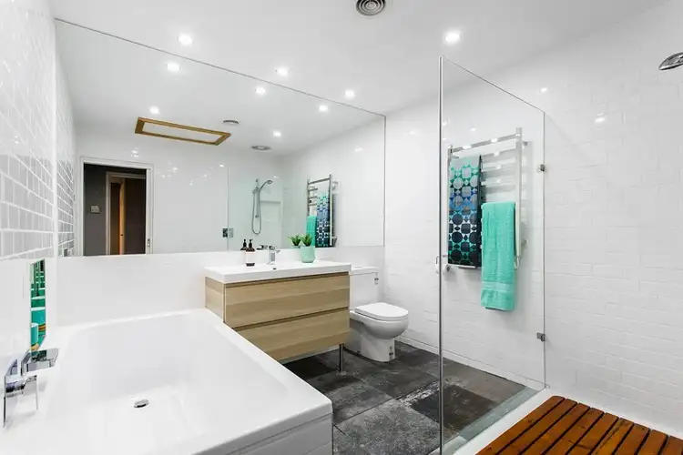 Sixth view of Homely unit listing, 2/1 Barbara Street, Moorabbin VIC 3189