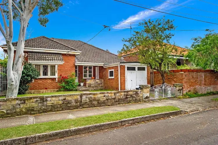 8 Clifton Road, Clovelly NSW 2031