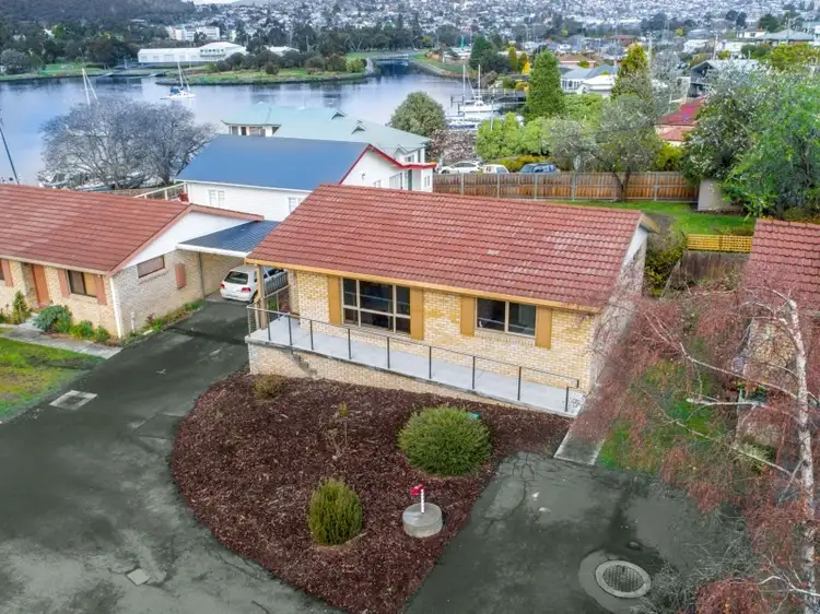169 Risdon Road