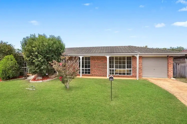 20 Lorraine Avenue, Berkeley Vale NSW 2261