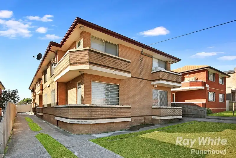 Main view of Homely unit listing, 3/10 Broadway, Punchbowl NSW 2196