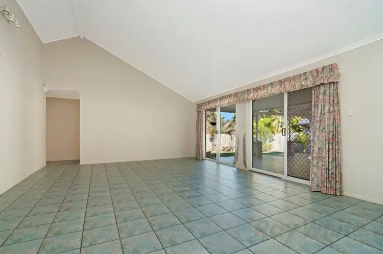 Sixth view of Homely house listing, 6 azalea Crescent, Calamvale QLD 4116