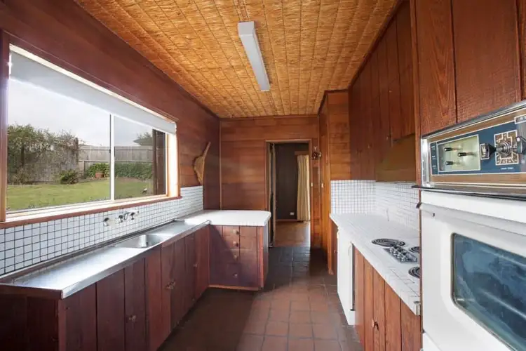 Seventh view of Homely house listing, 13 Suffolk Court, Grovedale VIC 3216