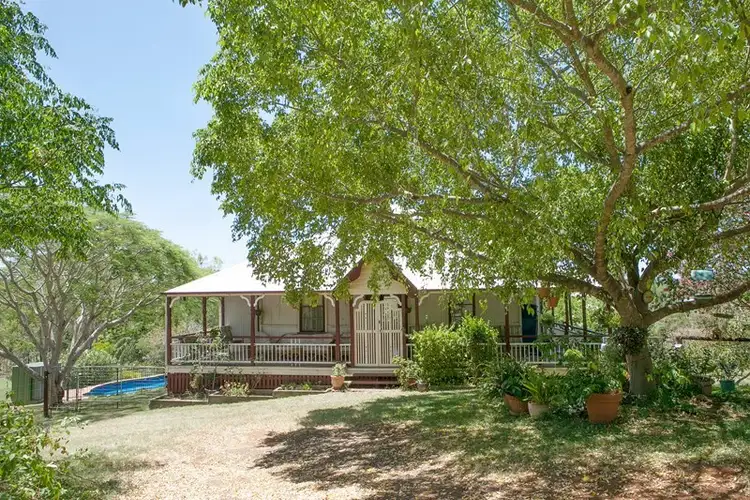 911 Pine Mountain Road, Pine Mountain QLD 4306