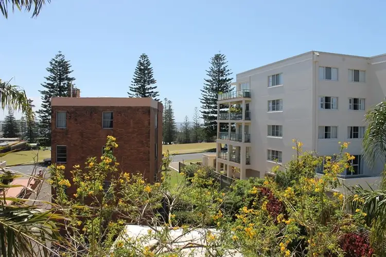 Sixth view of Homely unit listing, 9/10 Oxley Crescent, Port Macquarie NSW 2444