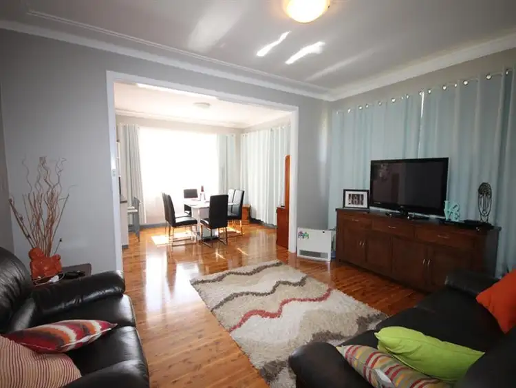 Fourth view of Homely unit listing, 1/17 Diane Street, Tamworth NSW 2340